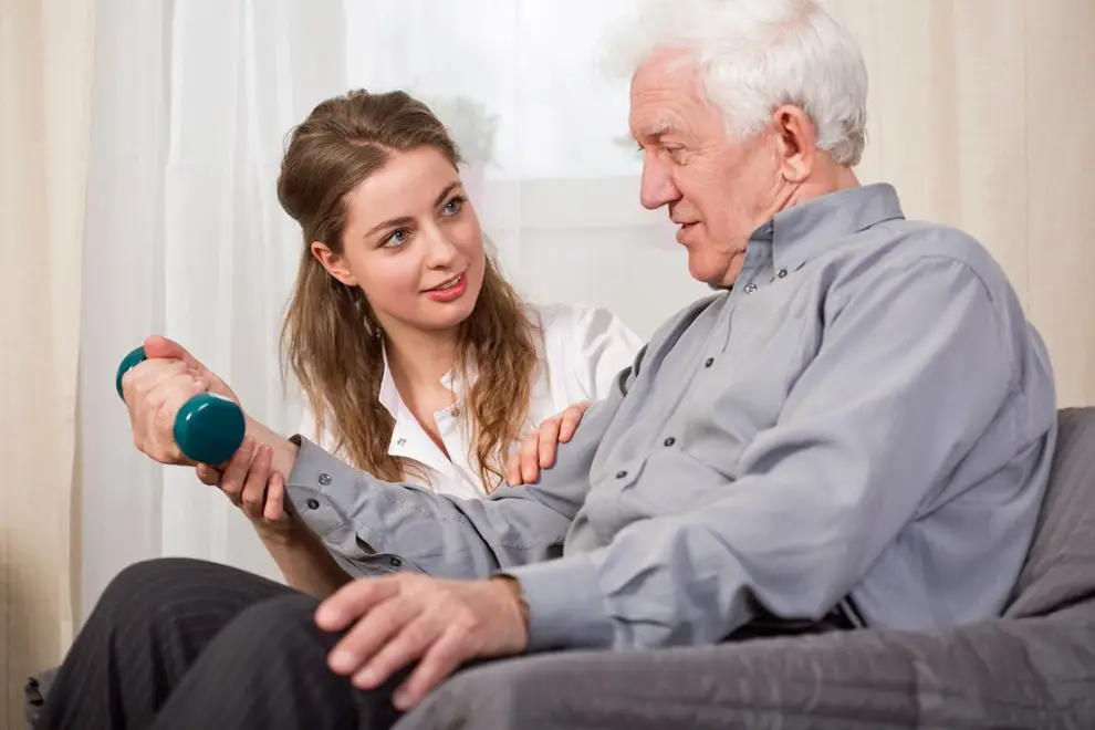 Read more about the article Best Caregivers For Home Care